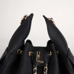 1766051230-1766050324-ONYX_2